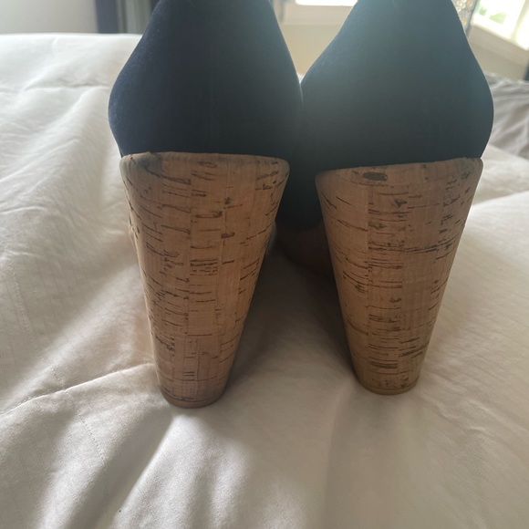 Stuart Weitzman Corkswoon Wedges size 9.5 - Picture 4 of 9